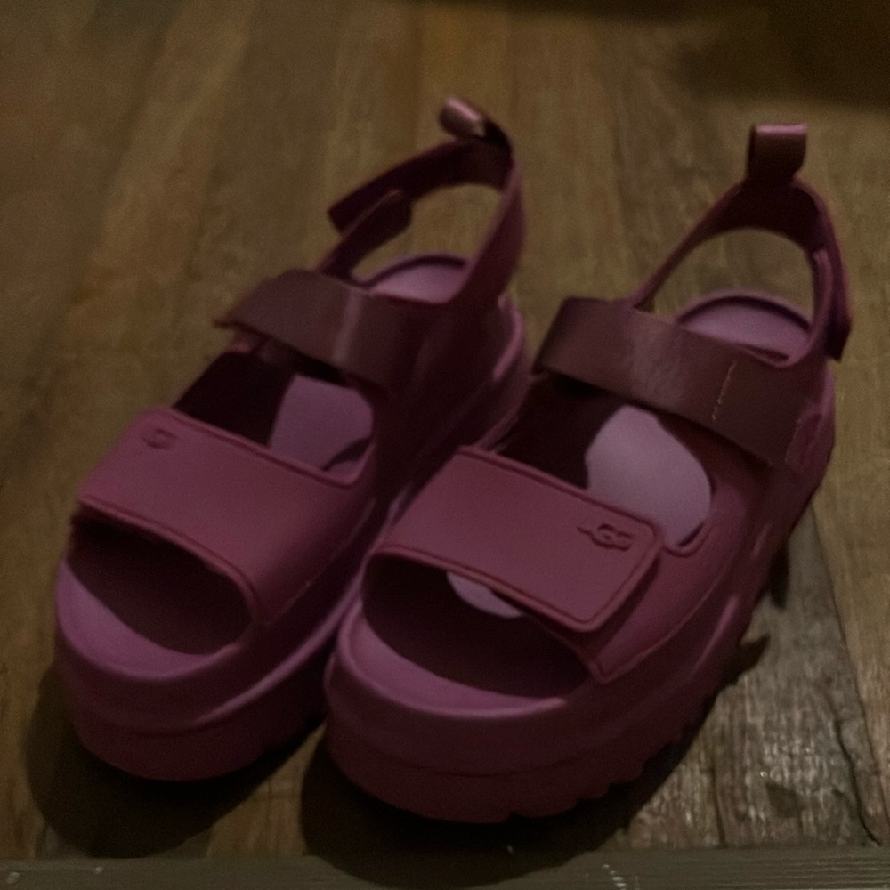 UGG Pink Platform Sandals with Sporty Straps - Picture 4 of 4